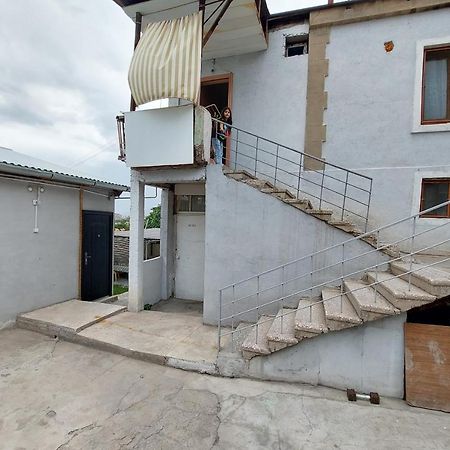 Sam'S Place, Tours With Sam Erivan Exterior foto
